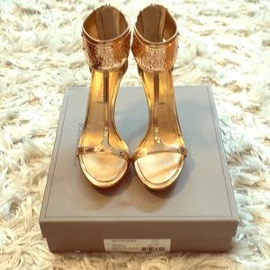 Gold BCBG MaxAzria Phoenix t-strap heels GUC